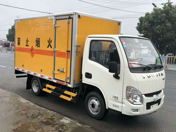 躍進3米3（藍牌）爆破器材車