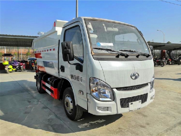 	躍進S70國六4方無泄漏自裝（後掛桶）卸式垃圾車