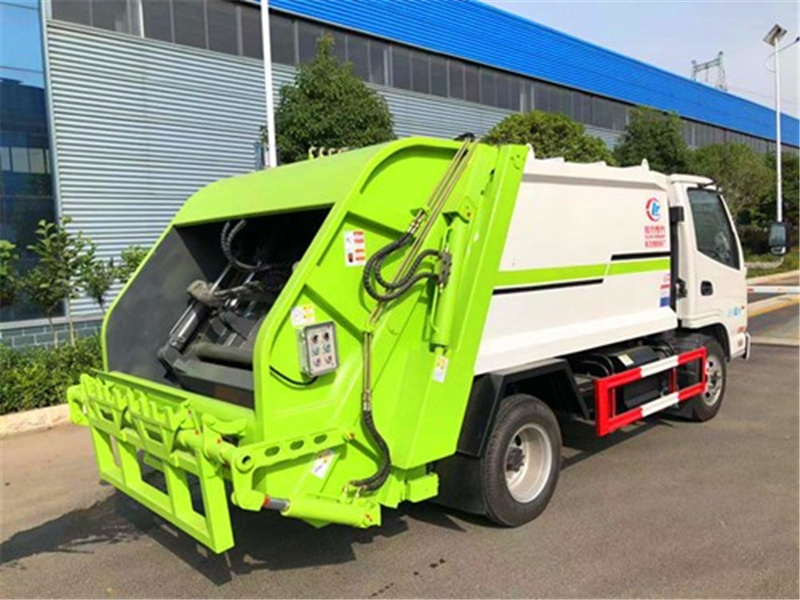 國六凱馬4方壓縮垃圾車