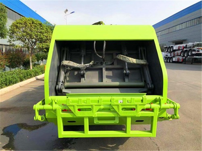 國六凱馬4方壓縮垃圾車