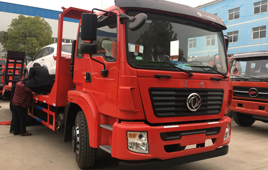 【國五】東風後八輪平板車