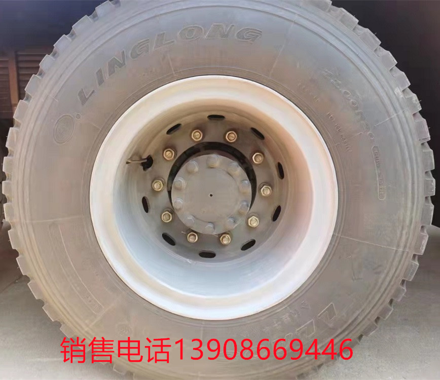 國六解放前四後八平板運輸車