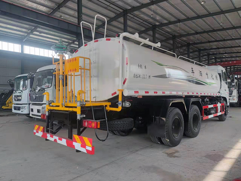 國六東風後雙橋20方灑水車