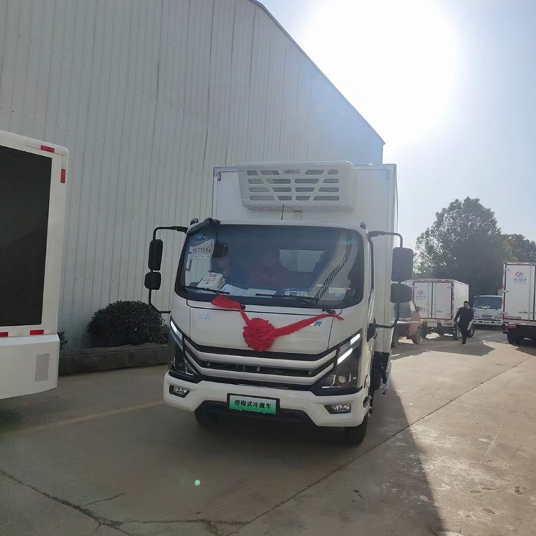 新能源吉利增程式綠牌冷藏車