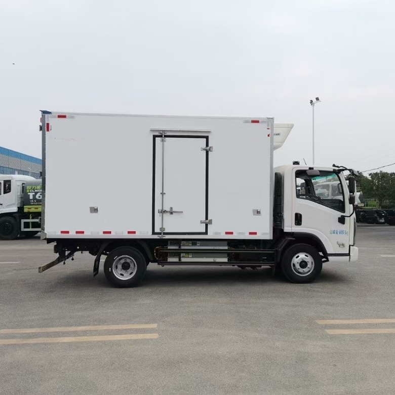 新能源吉利增程式綠牌冷藏車