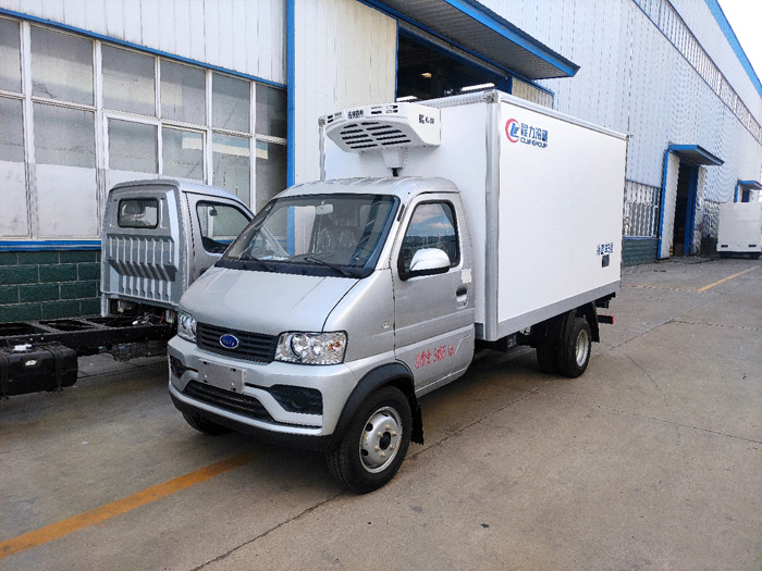 開瑞後雙輪冷藏車