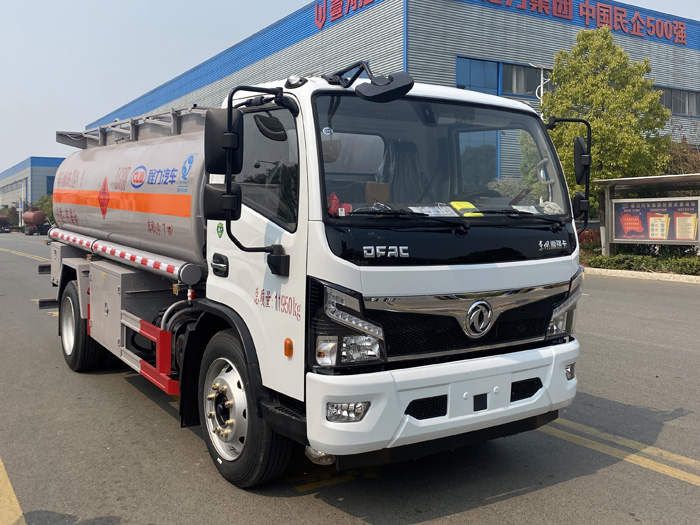 國六東風福瑞卡9.7方加油車