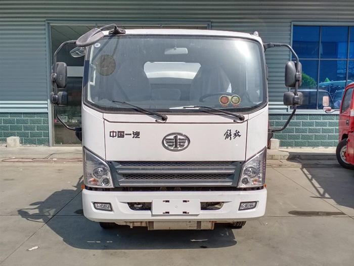 解放虎VN 5.1方加油車
